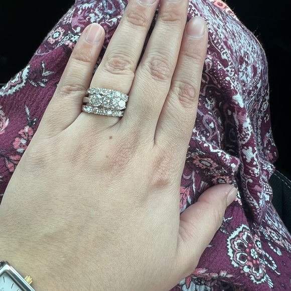 Diamond ring - Picture 8 of 8